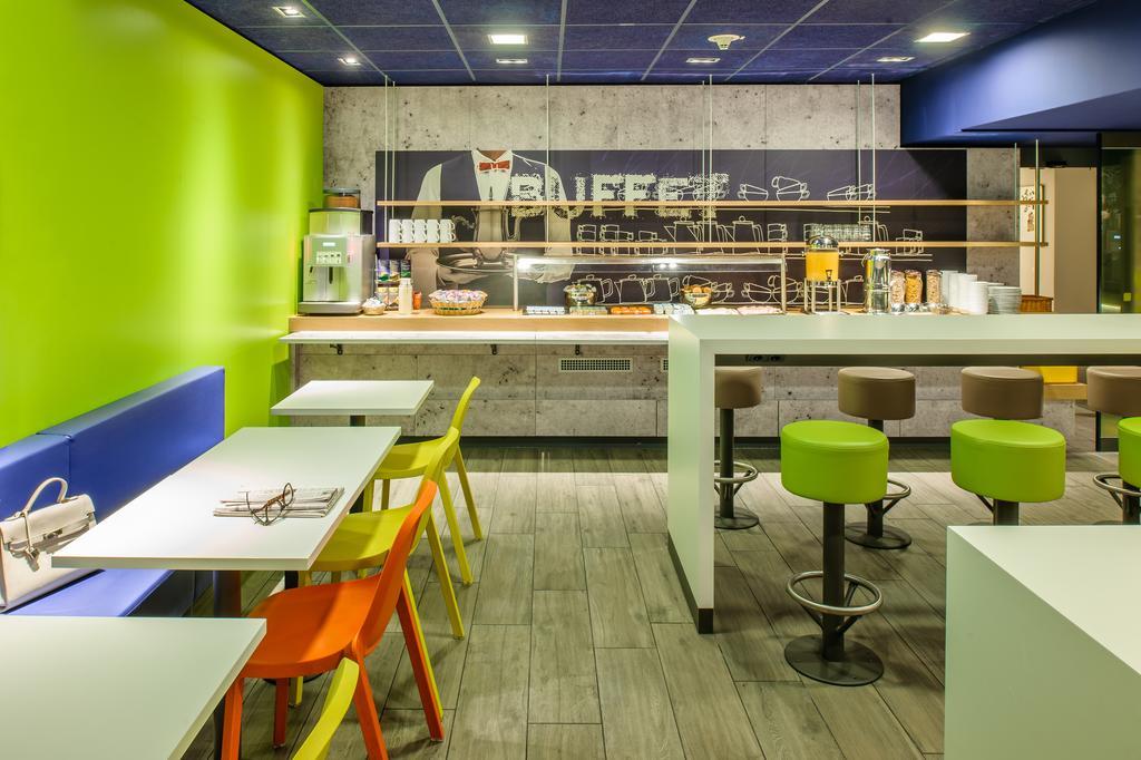 Ibis Budget Hannover Hbf Bagian luar foto