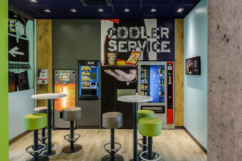 Ibis Budget Hannover Hbf Bagian luar foto